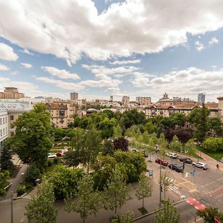Central Dayflat Apartments Kyiv Exterior photo