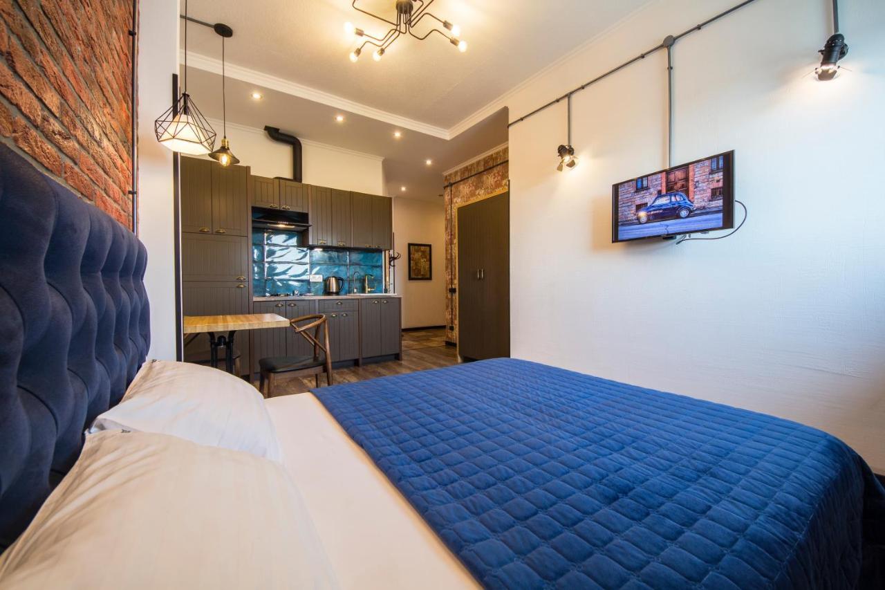 Central Dayflat Apartments Kyiv Exterior photo