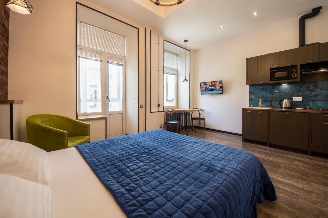 Central Dayflat Apartments Kyiv Exterior photo