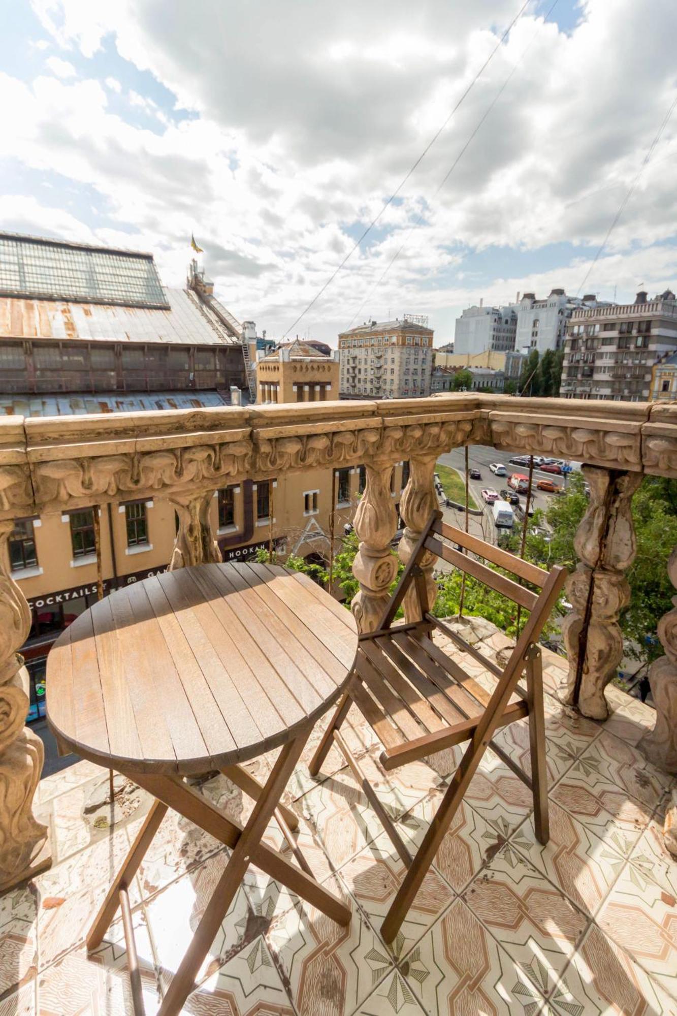 Central Dayflat Apartments Kyiv Exterior photo