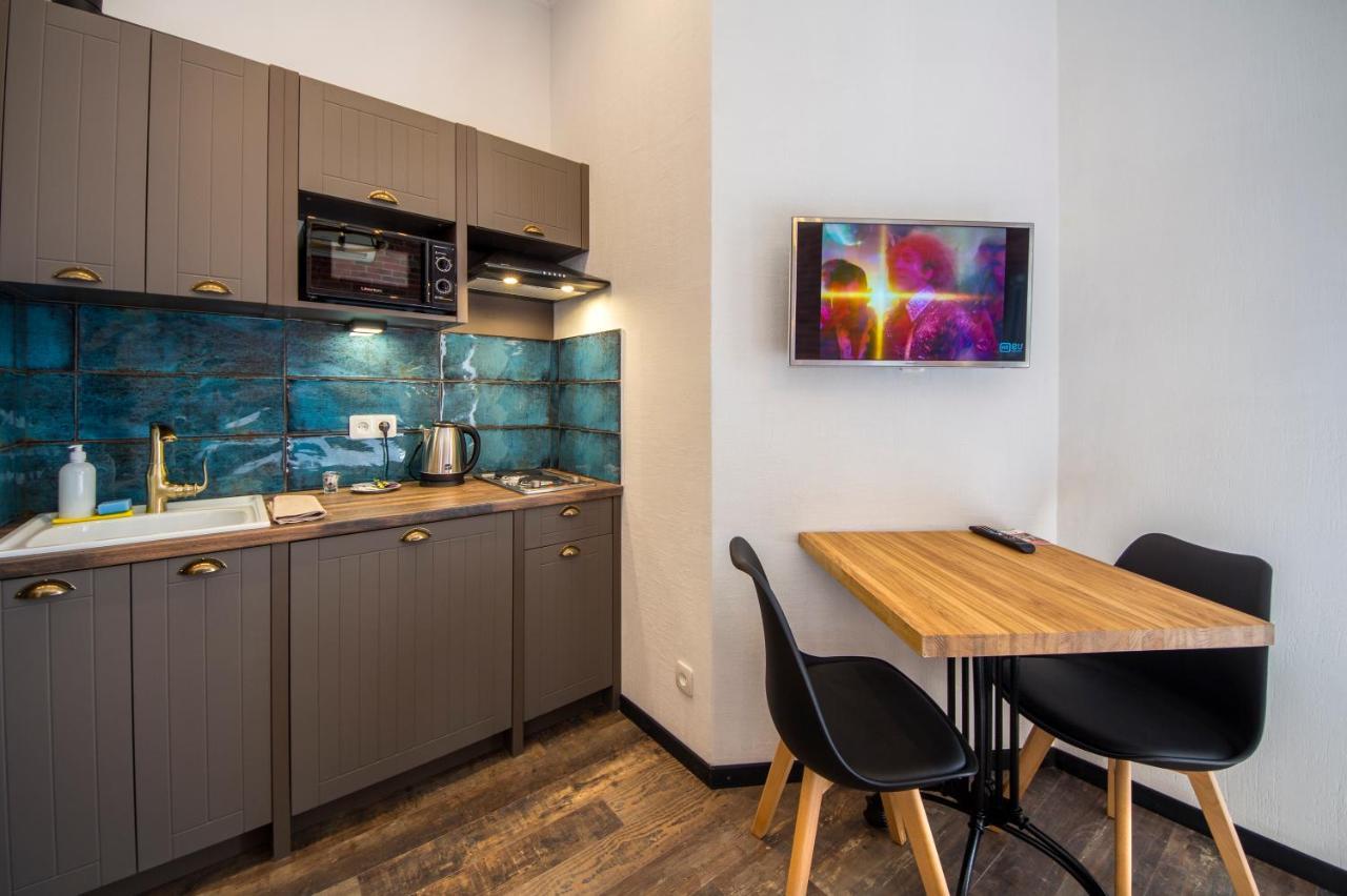 Central Dayflat Apartments Kyiv Exterior photo